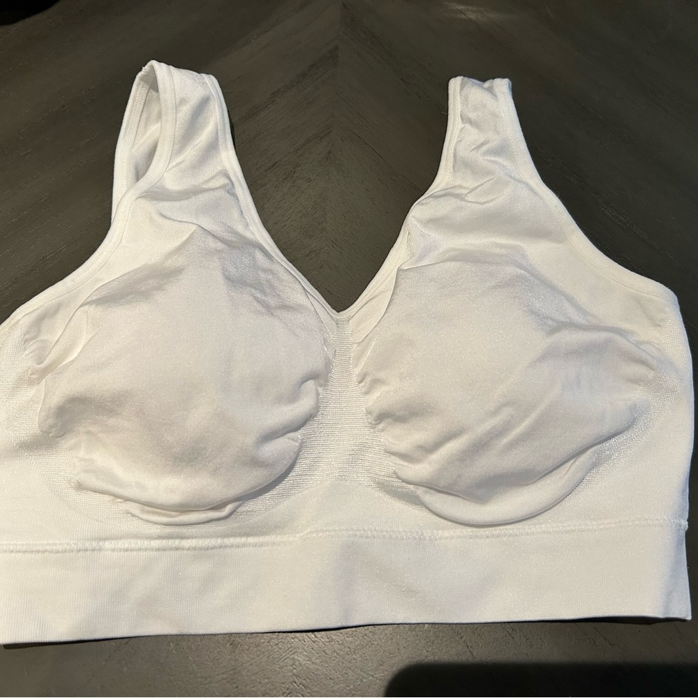Truekind wireless throw on everyday bralette size L